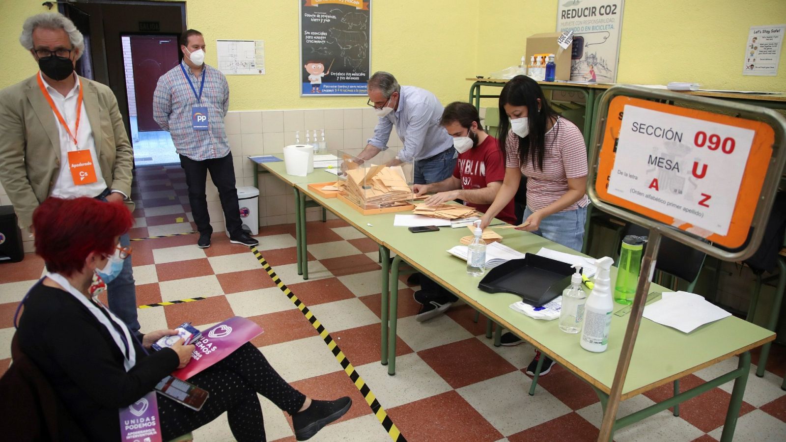 Adiós al voto rogado: El Congreso facilita la participación electoral de españoles en el exterior