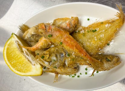 El equipo de Bodega Josefa, apasionado por ofrecer una experiencia gastronómica auténtica y agradable.