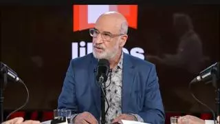 Imagen de archivo de un libro de literatura latinoamericana sobre la dictadura. (Fuente: El Periódico)