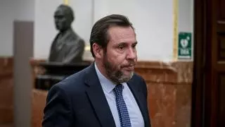 Alberto Núñez Feijóo durante un discurso en el pleno parlamentario. (Fuente: El Periódico)