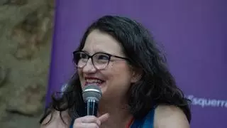 El secretario de Estado de EE. UU., Marco Rubio, conversa con Alberto Núñez Feijóo. (Fuente: El Periódico)