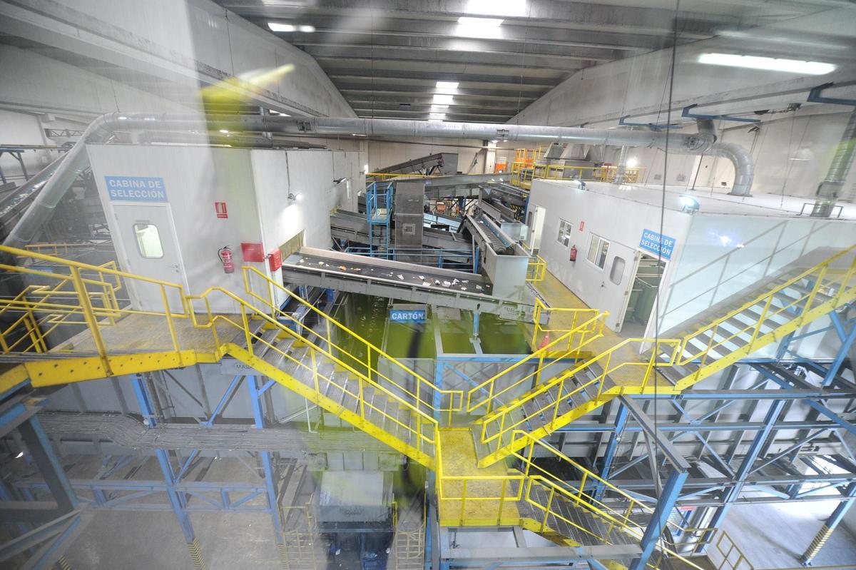 Un trabajador fallece en un accidente laboral en la planta de residuos de Cañada Hermosa en Murcia