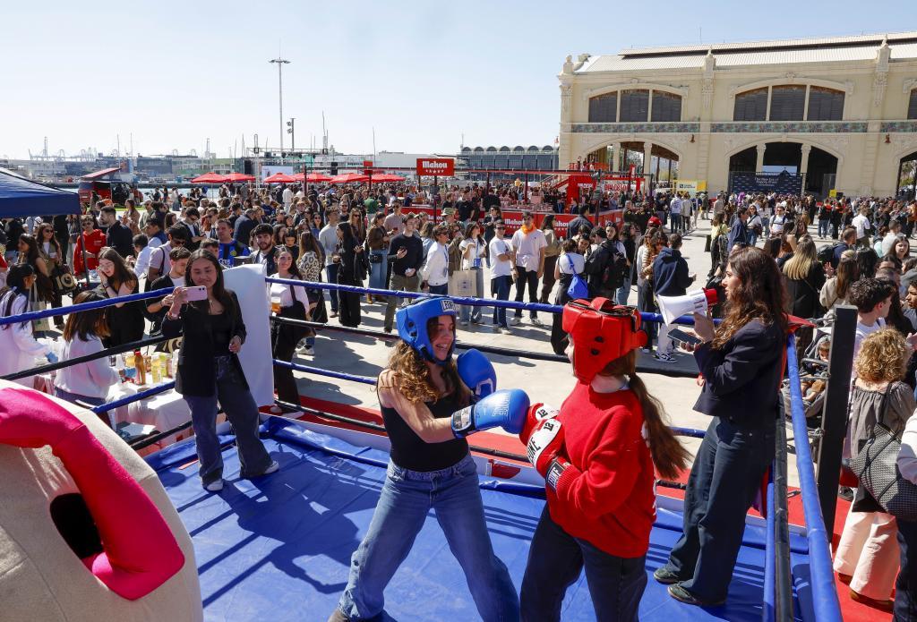 FOMOfest: un festival de innovación y talento para jóvenes (Fuente: El Mundo Economía)