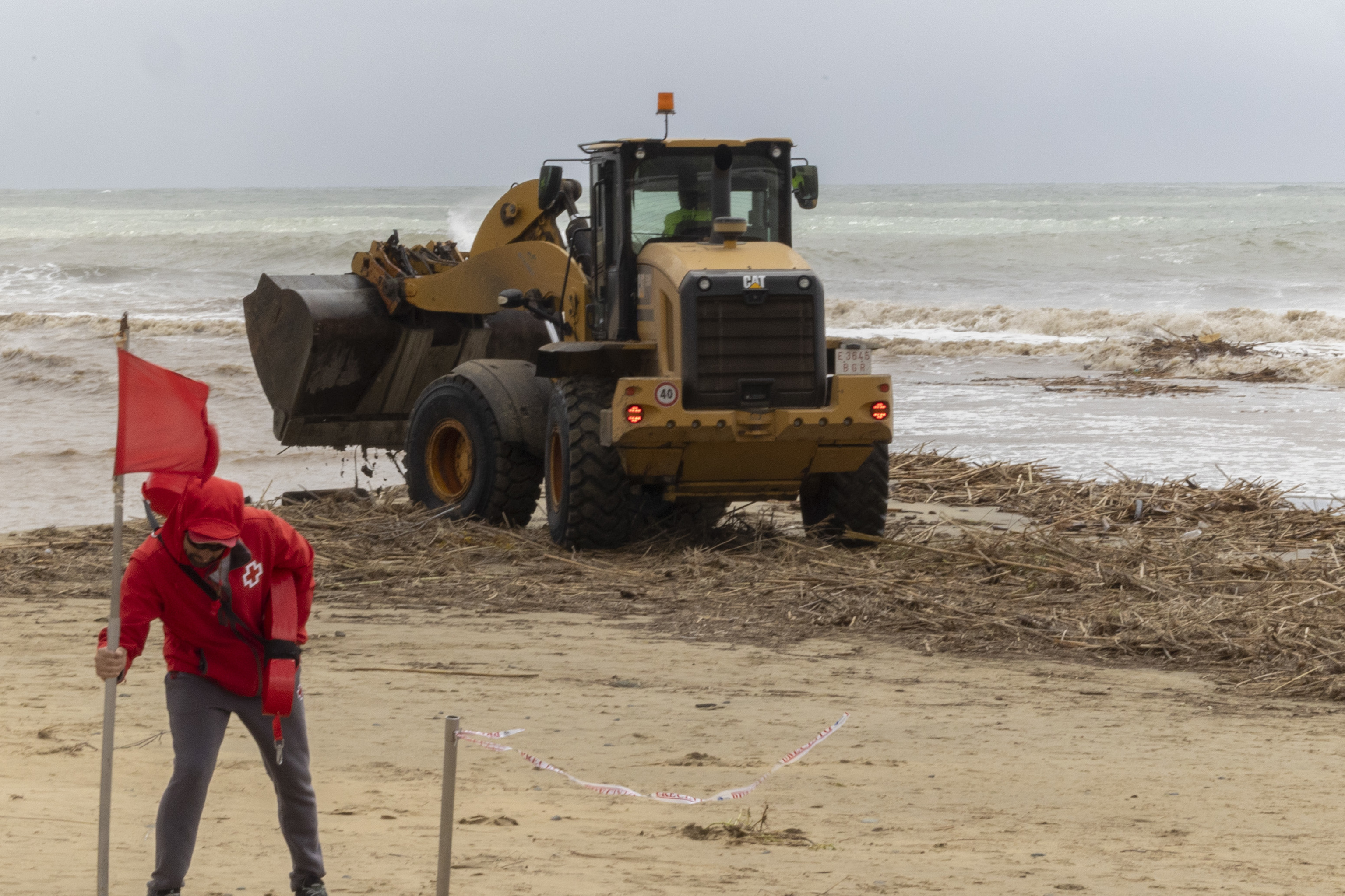 Vientos intensos y descenso de temperaturas: 10 comunidades autónomas en alerta durante el Domingo de Ramos