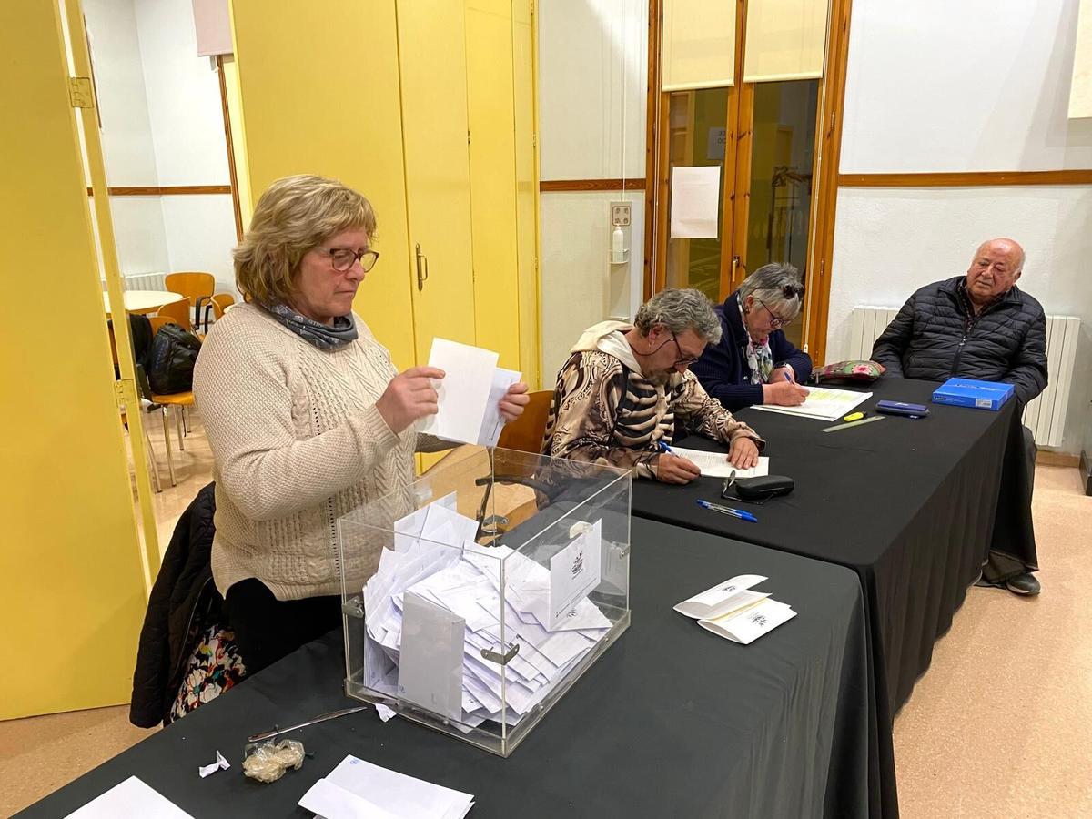 La oposición a la central hidroeléctrica de la Baells se hace fuerte en el Berguedà