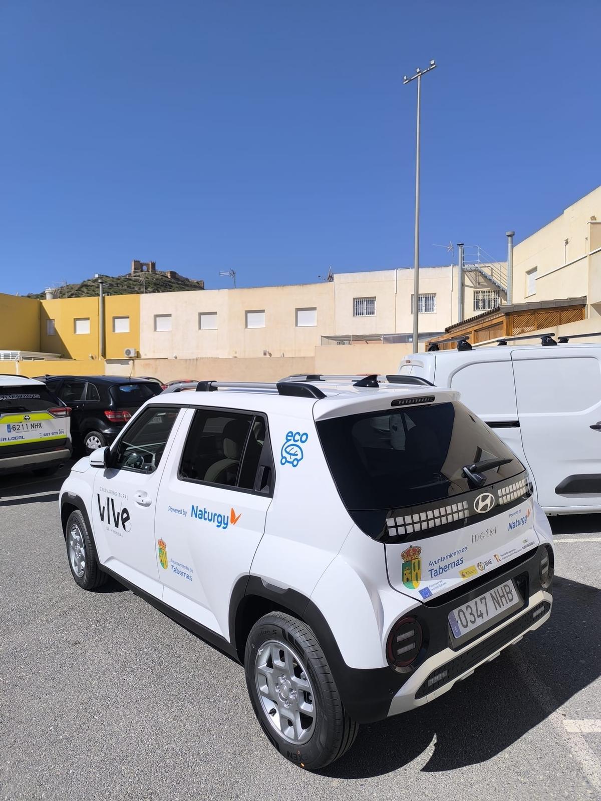 El Hyundai Inster 100% eléctrico será el vehículo utilizado en el servicio de 'carsharing' rural (Fuente: El Periódico)