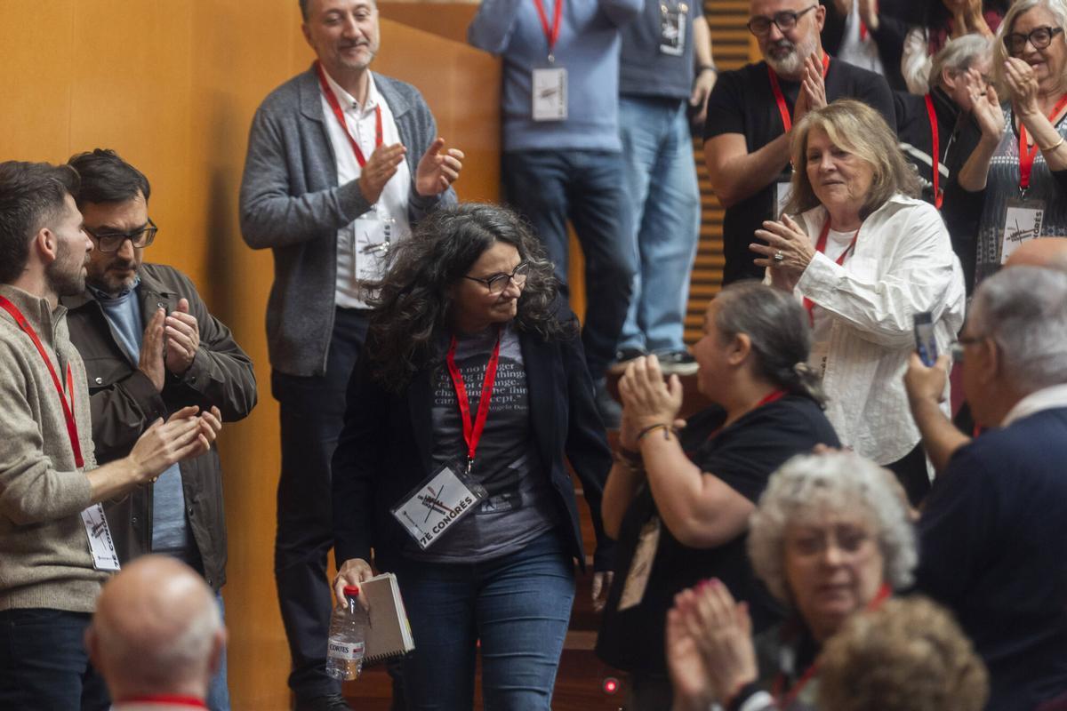 Oltra interviene en el 7º congreso de Iniciativa, este sábado. (Fuente: El Periódico)