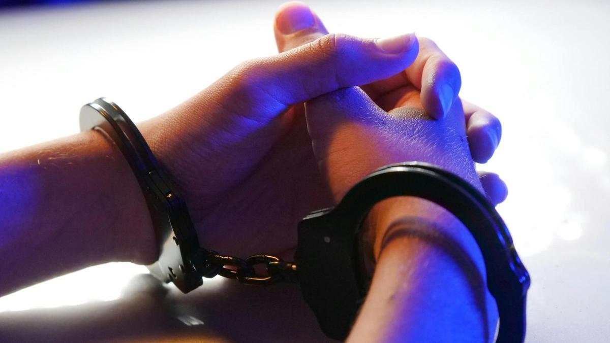 Andorra introduce multas por consumo de pornografía en plataformas como Onlyfans