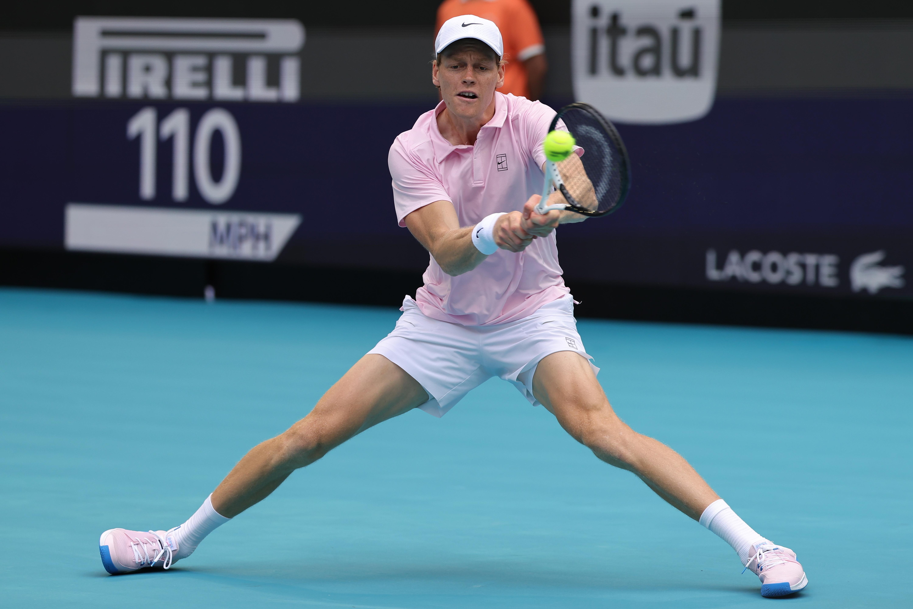 Jannik Sinner conquista el 'Sunshine Double' y aviva la lucha por el número 1 con Alcaraz