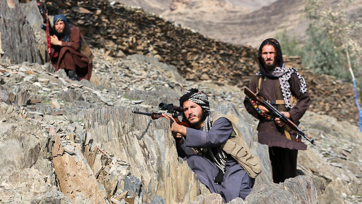 Guerra en Afganistán: Pakistán lanza ataques aéreos y terrestres en varias provincias