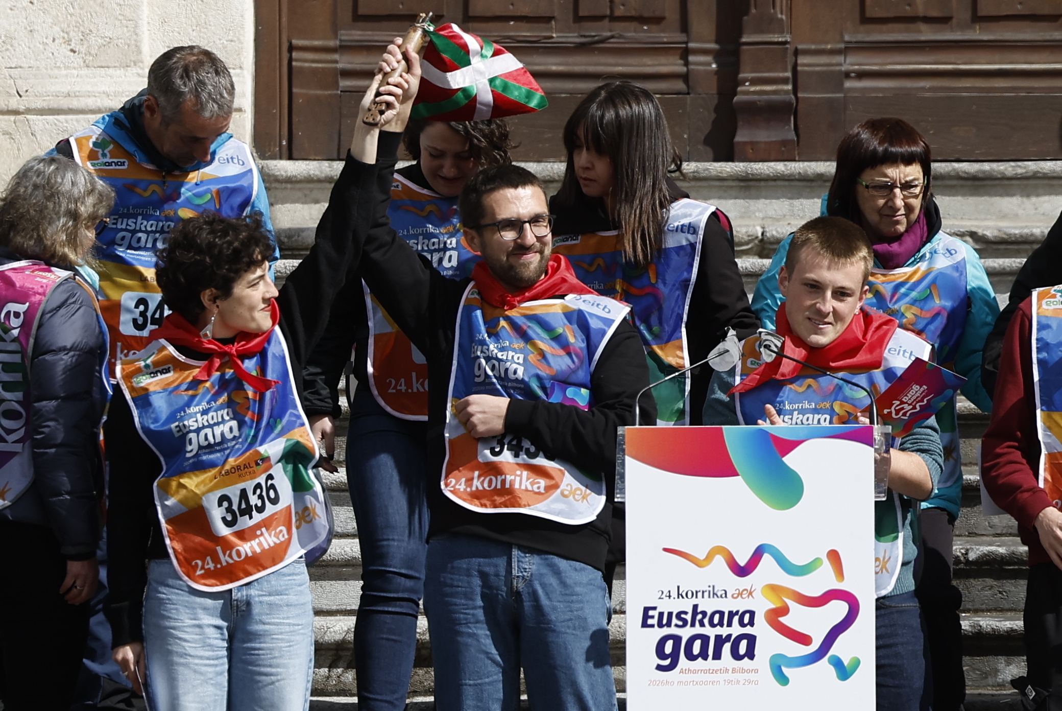 El PNV respalda la Korrika por el euskera mientras destaca la presencia de jóvenes vinculados a Bildu y ETA