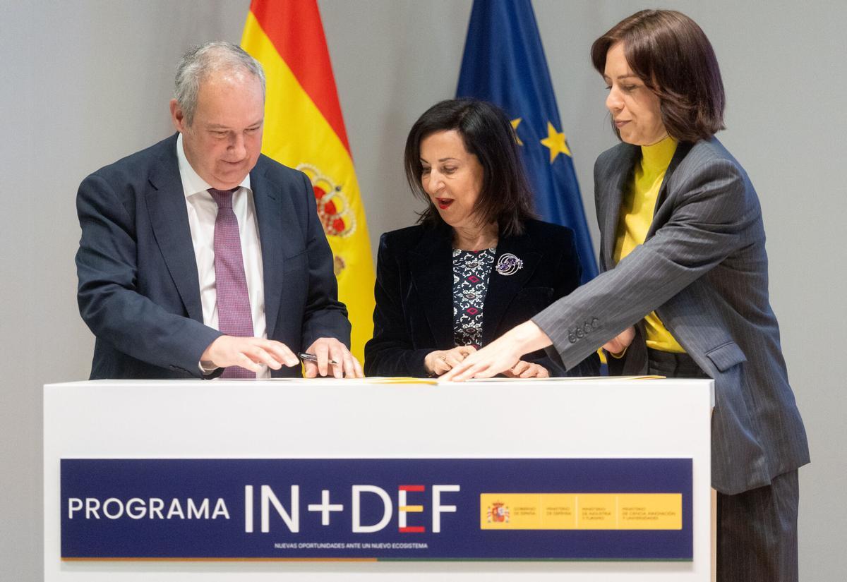 Gobierno y sector privado unen fuerzas para impulsar la innovación en defensa y seguridad