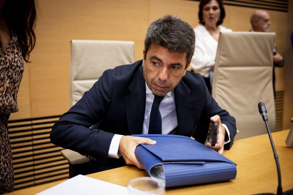 Mazón solicita personarse en la causa de la dana ante la jueza que lo cita como testigo