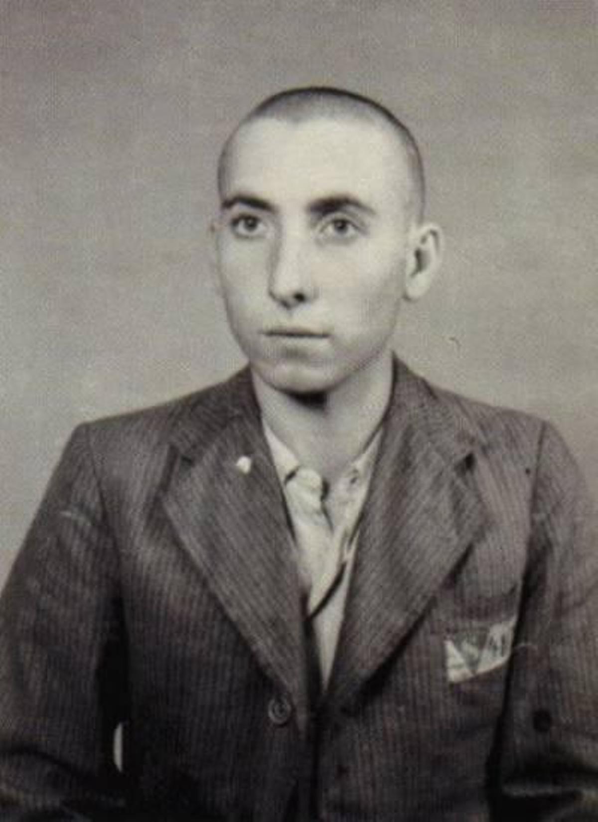 La 'stolpersteine' de José Alcubierre Pérez en el barrio de Sants, Barcelona (Fuente: El Periódico)