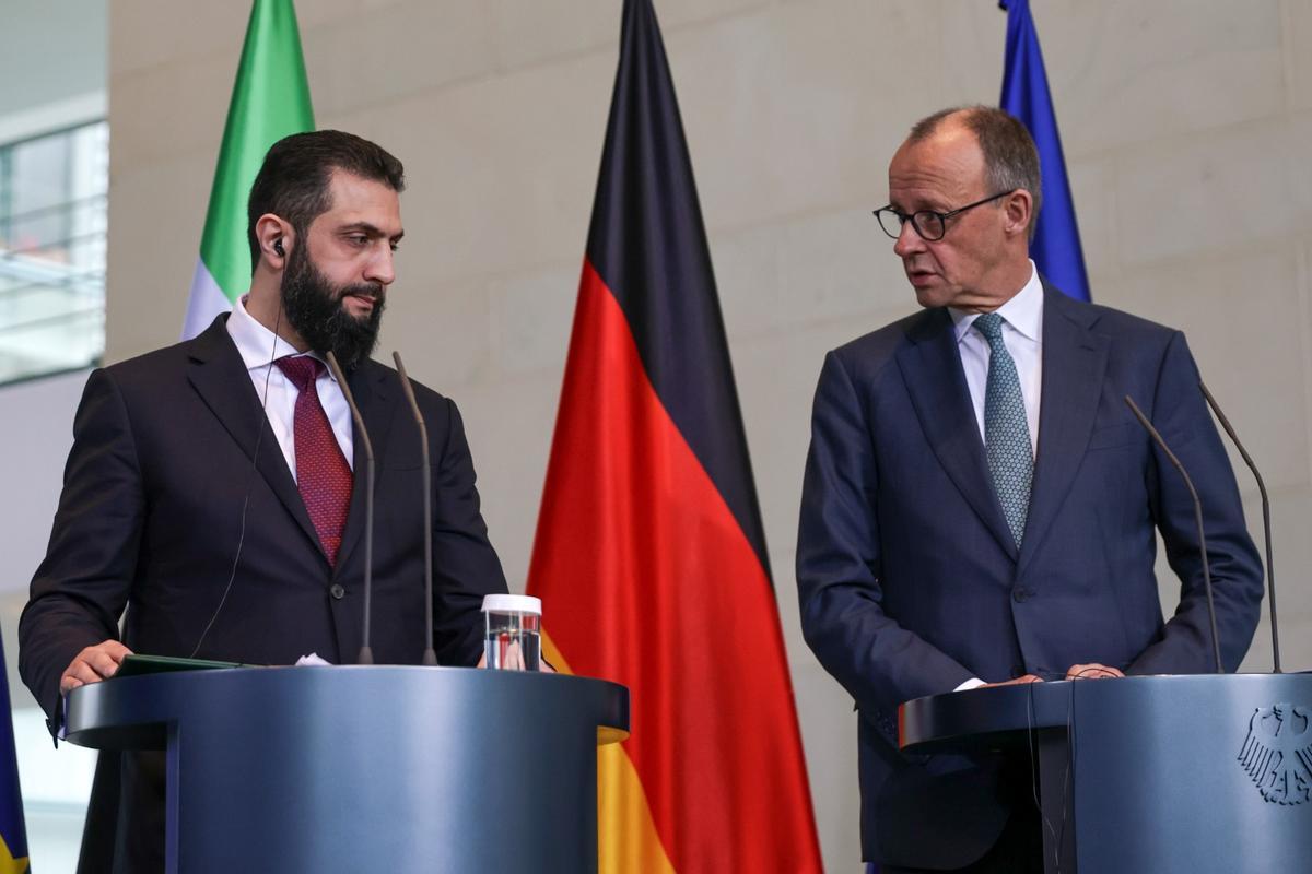 Merz y Al Sharaa acuerdan el retorno de 800.000 refugiados sirios en Alemania