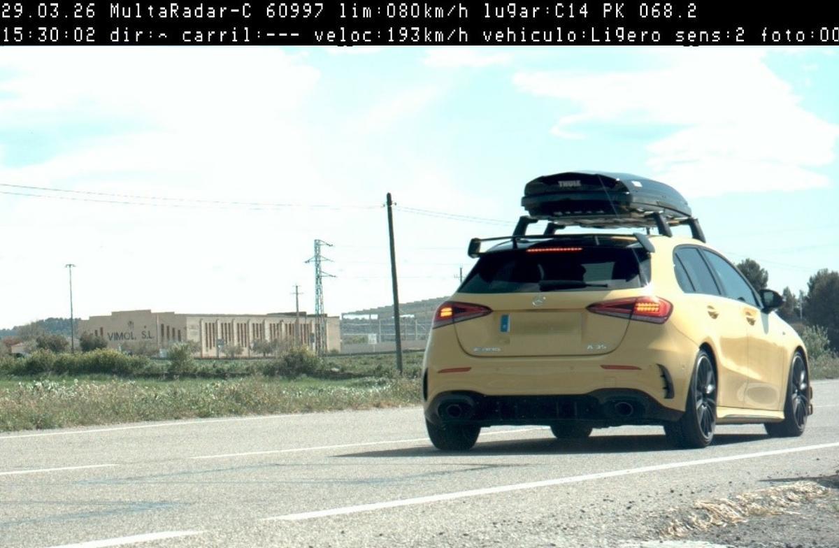 Conductor denunciado por exceso de velocidad en la C-14 en Verdú