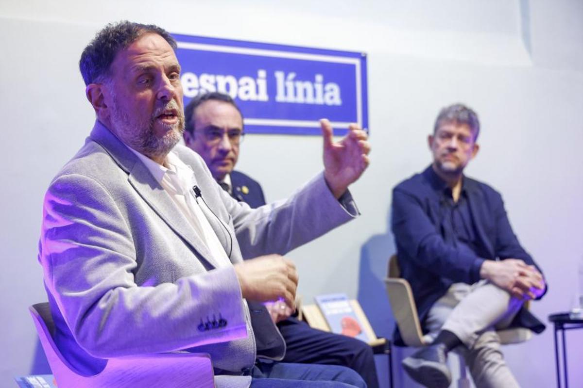 Junqueras descarta frente de izquierdas con Colau: 'Luché por Catalunya, no por cuotas de poder'