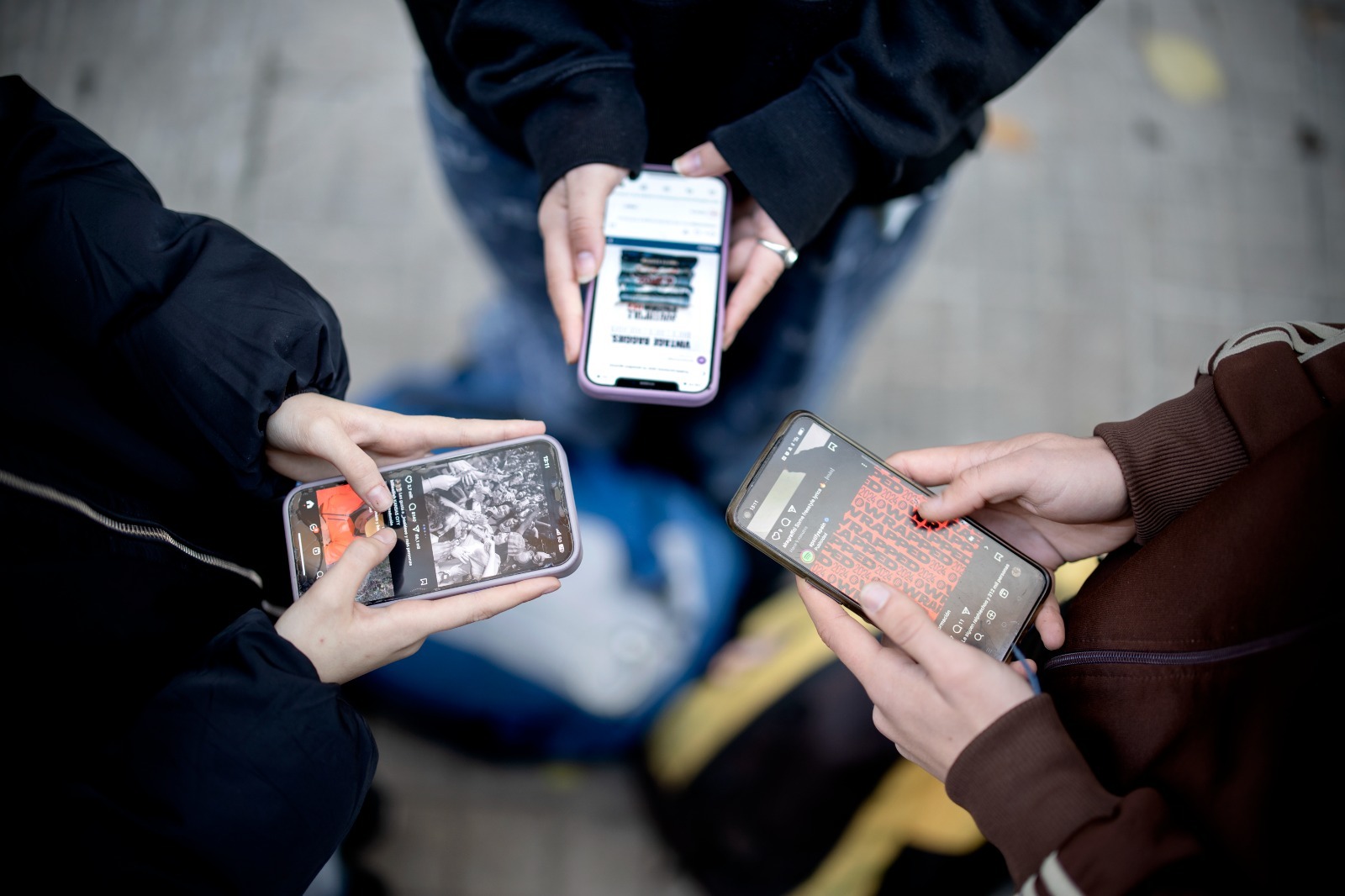 Australia investiga a gigantes tecnológicos por incumplir la prohibición de redes sociales para menores