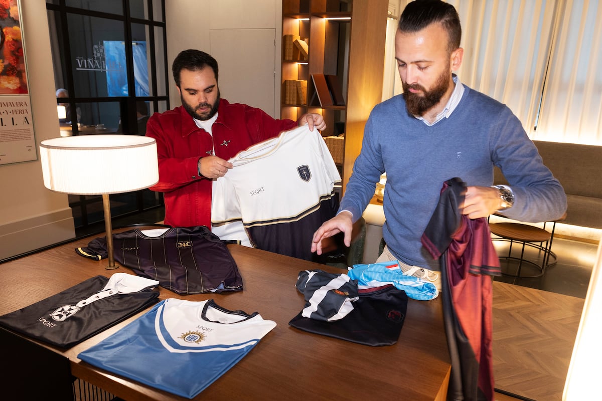 La cultura cofrade se vuelve mainstream: de Playmóbil a camisetas de fútbol