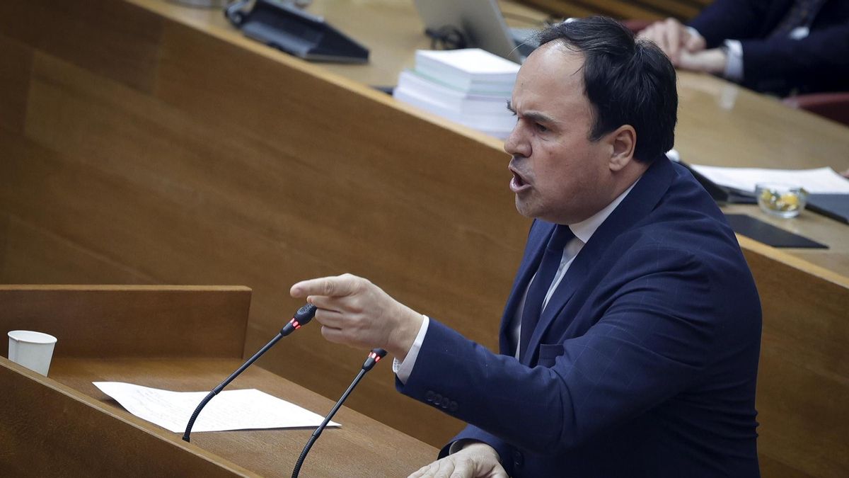 La Diputación de Valencia ficha a la pareja de Pérez Llorca con un procedimiento discrecional