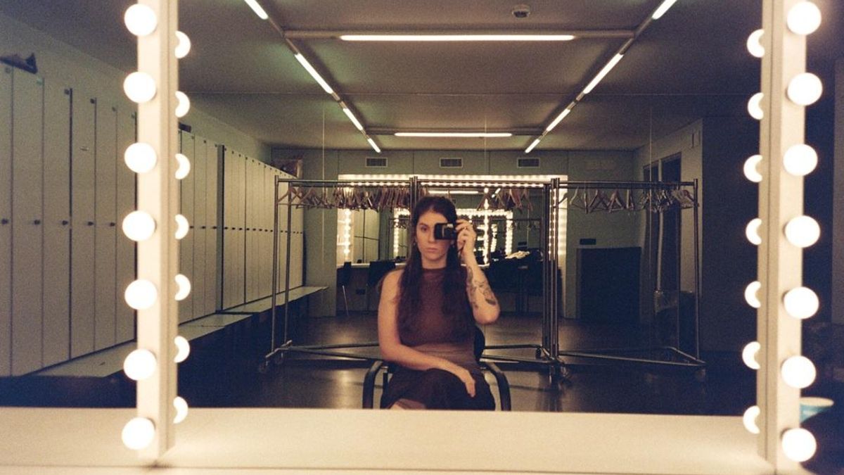 La sorprendente incursión de Mayte Gómez Molina en la novela: 'La boca llena de trigo'