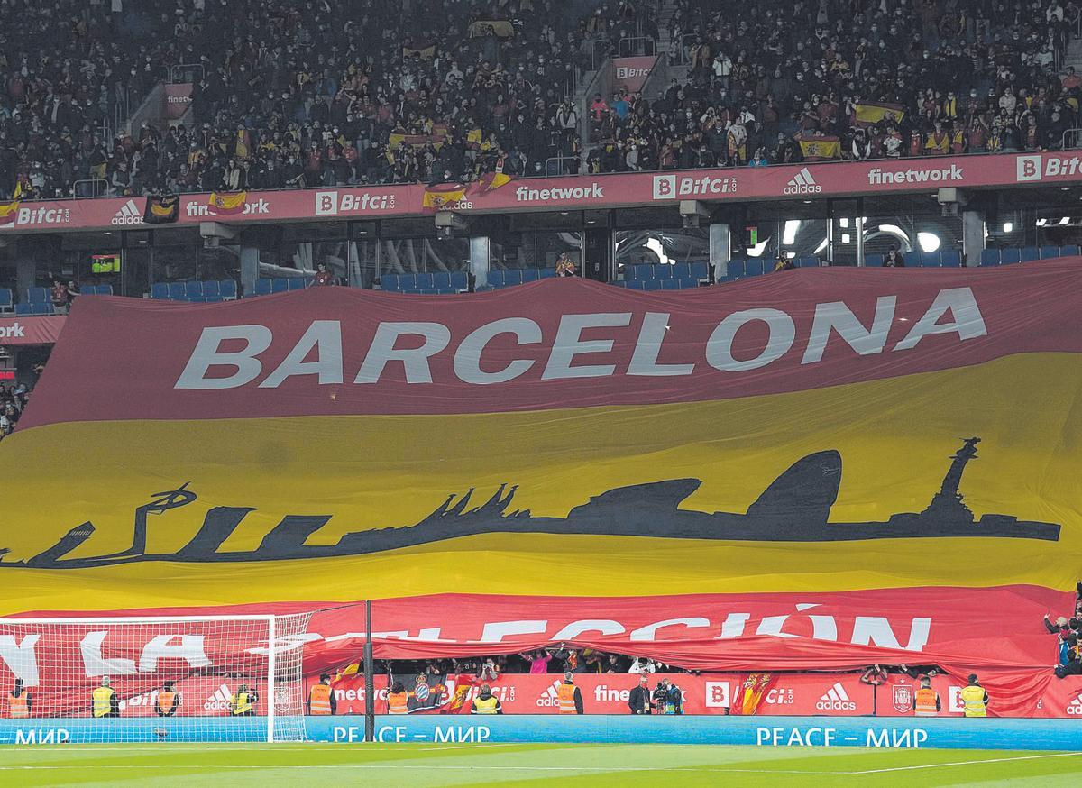 La selección española de fútbol vuelve a Catalunya: el RCDE Stadium se llena para el partido contra Egipto