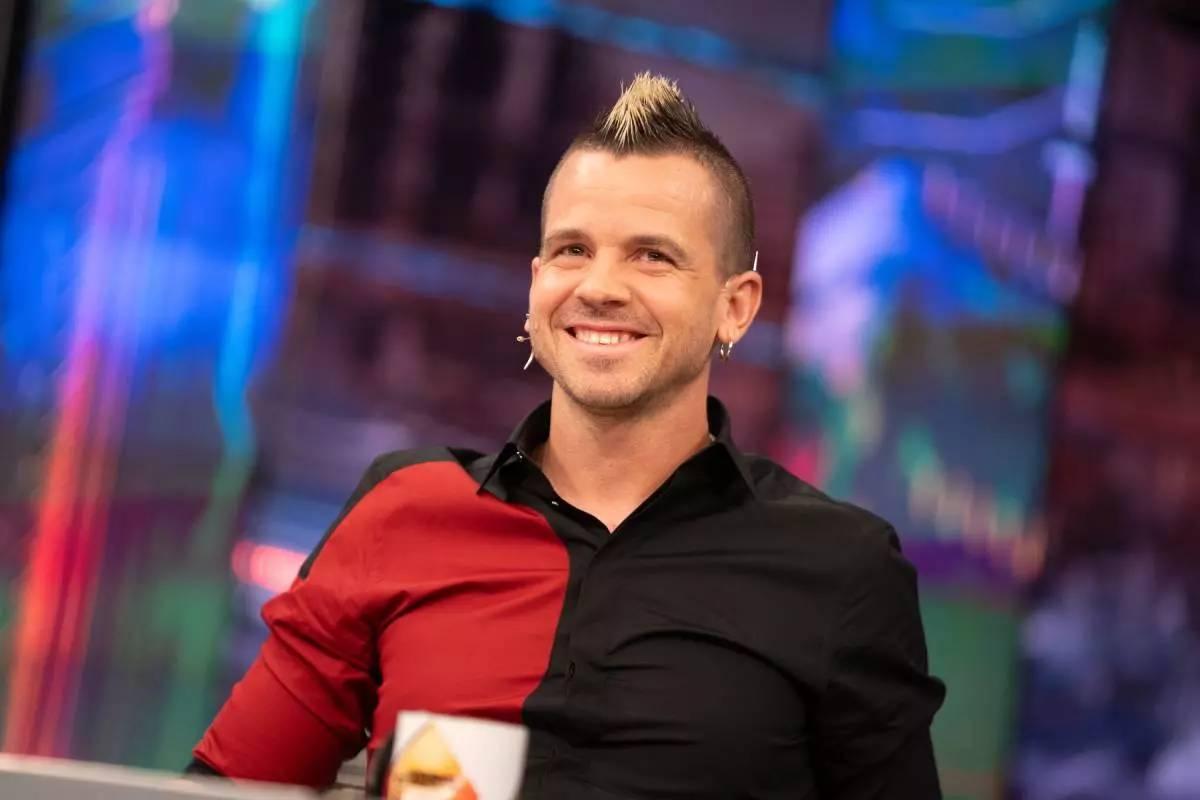 Dabiz Muñoz corriendo al aire libre, disfrutando de la naturaleza y la libertad. (Fuente: El Periódico)