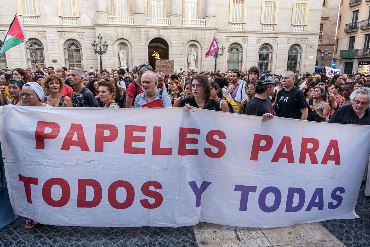El Congreso y el Senado investigarán la regularización de migrantes del Gobierno por riesgo a la seguridad nacional