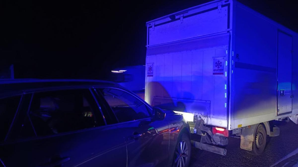 Desmantelada una banda de 'teloneros' en Tarragona: dos detenidos por robo en camiones en la AP7