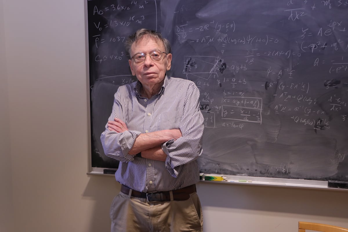 Investigador Carl Wunsch gana premio por análisis del cambio climático en el océano