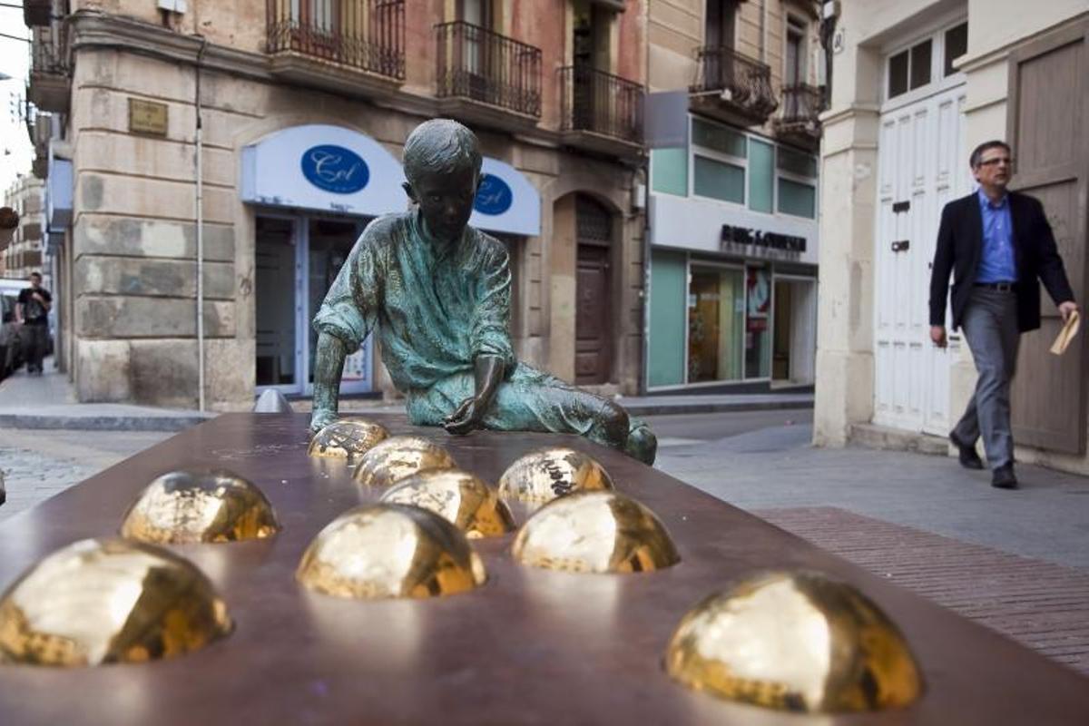 Reus rinde homenaje a Antoni Gaudí con un innovador mural interactivo