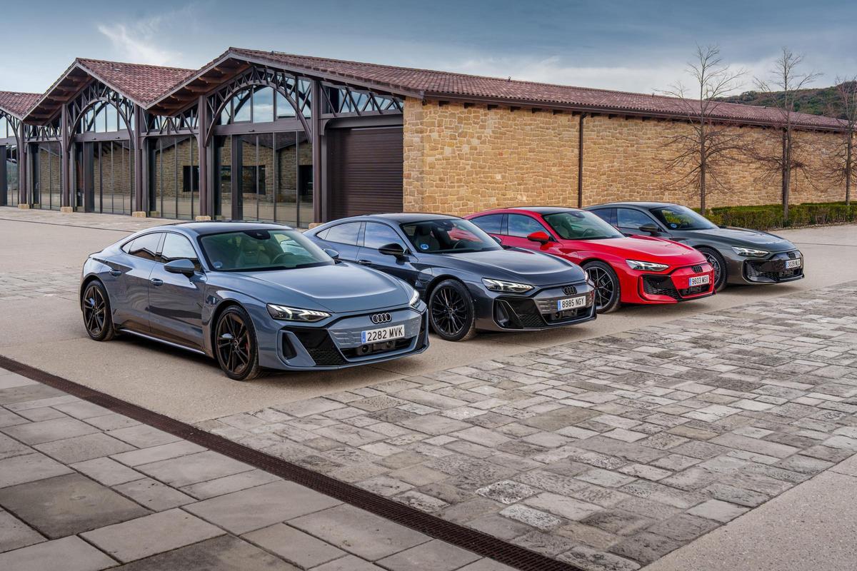 Audi e-tron GT: vista frontal con su elegante diseño y tecnología avanzada (Fuente: El Periódico)