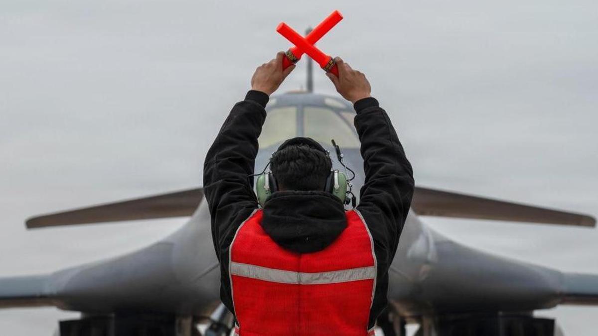 Guerra en Irán: EEUU e Israel lanzan ataque conjunto, Irán responde con misiles