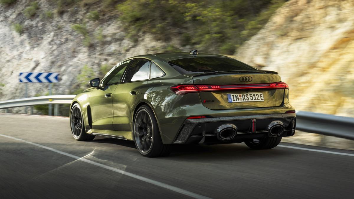 Interior del Audi RS 5: lujo y tecnología avanzada para una experiencia de conducción única (Fuente: El Periódico)