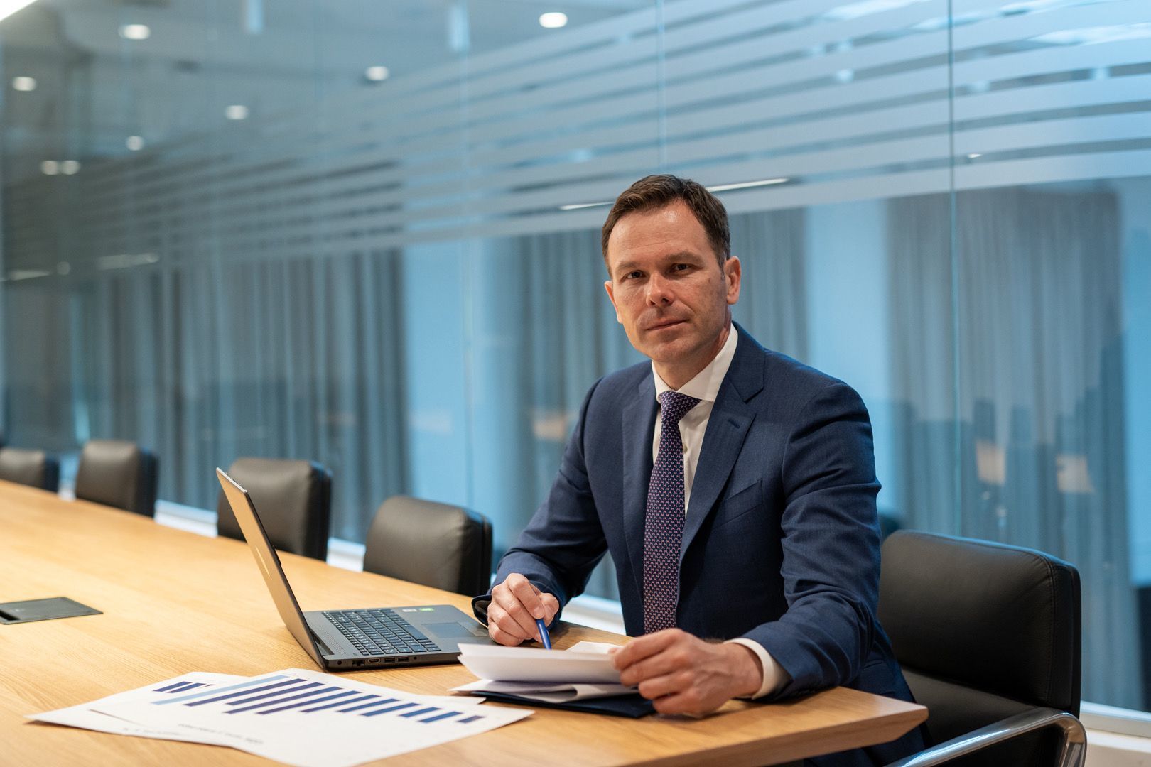 El viceprimer ministro de Serbia, Sinisa Mali, habla sobre el futuro político del país