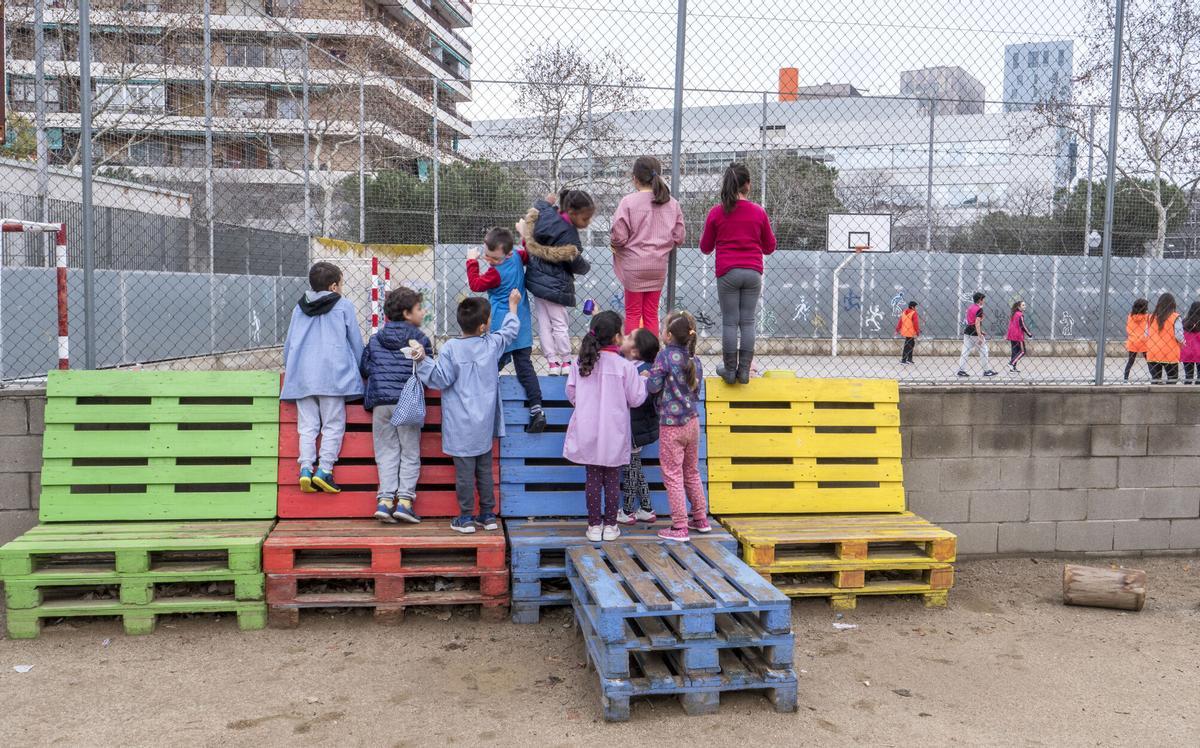 El Govern de Catalunya descarta cambios inmediatos en la enseñanza del catalán en escuelas