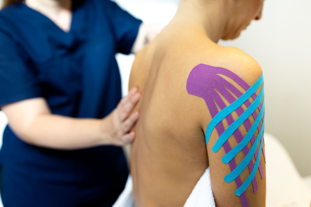 La eficacia del kinesiotaping en el alivio del dolor muscular sigue siendo incierta