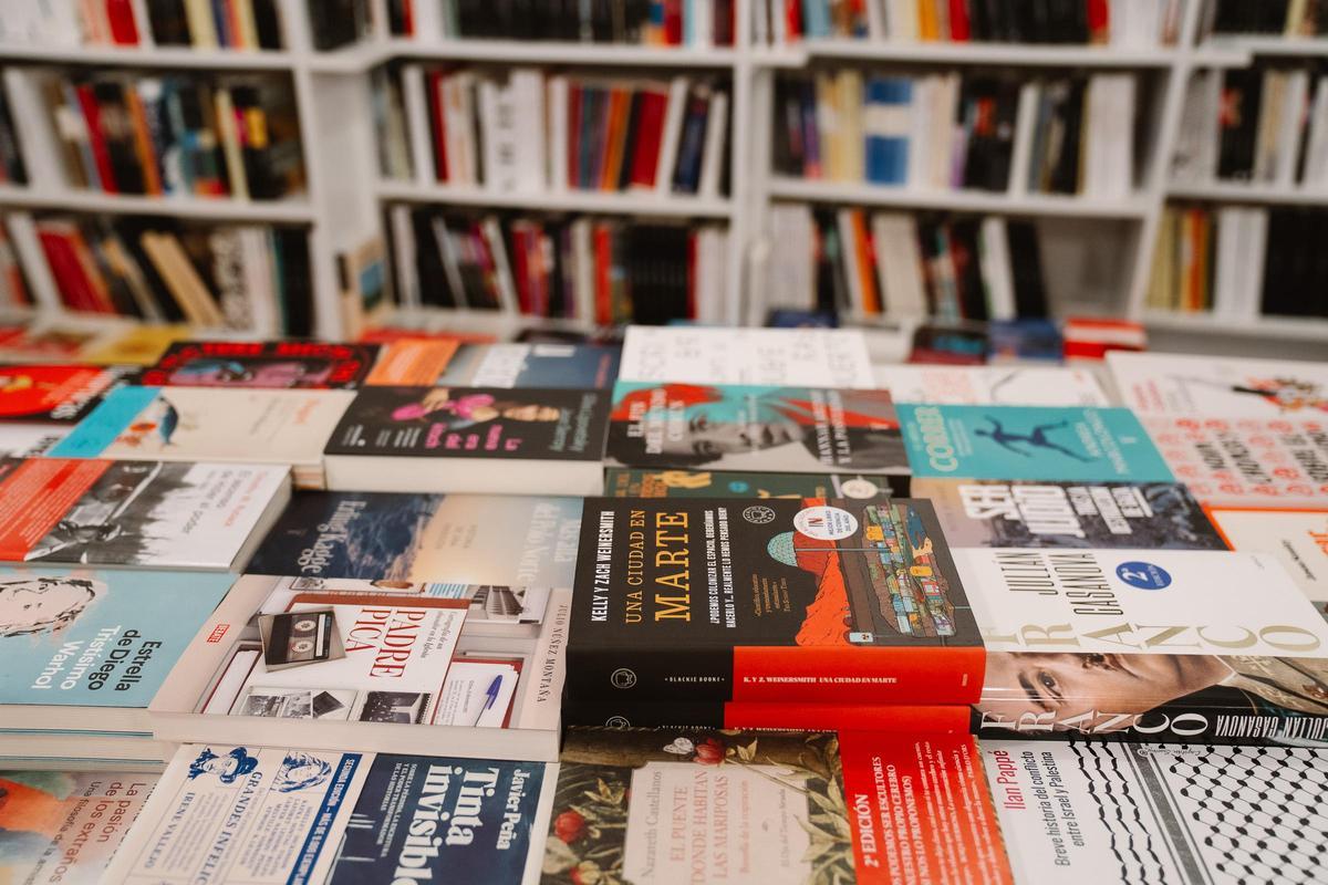 Descubre los mejores planes literarios en Barcelona este abril