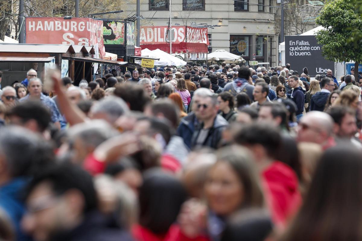 La tasa de ahorro de los hogares cae un 0,7% en 2025