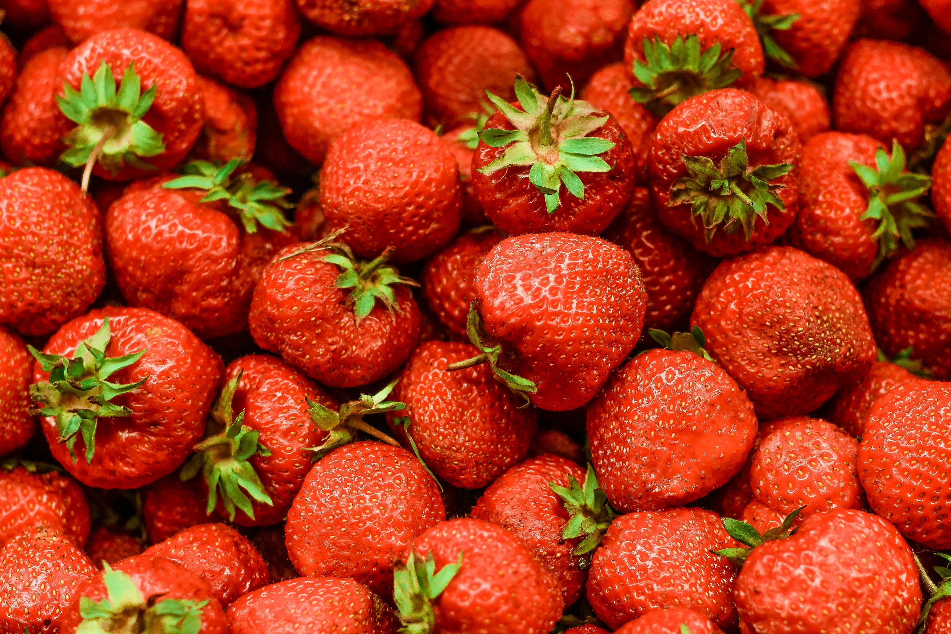 Descubre las Propiedades y Beneficios de las Fresas: Un Fruto Nutritivo y Delicioso
