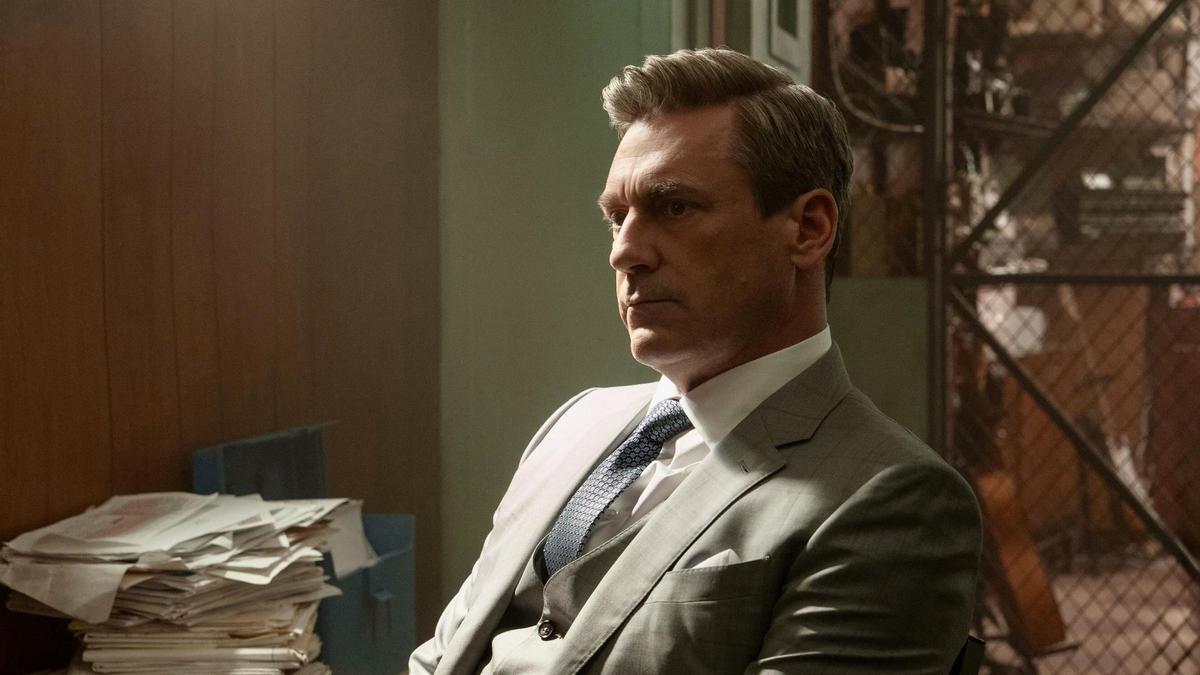 Jon Hamm: La crisis de la mediana edad es un papel que me pagan por interpretar, pero en realidad soy muy feliz