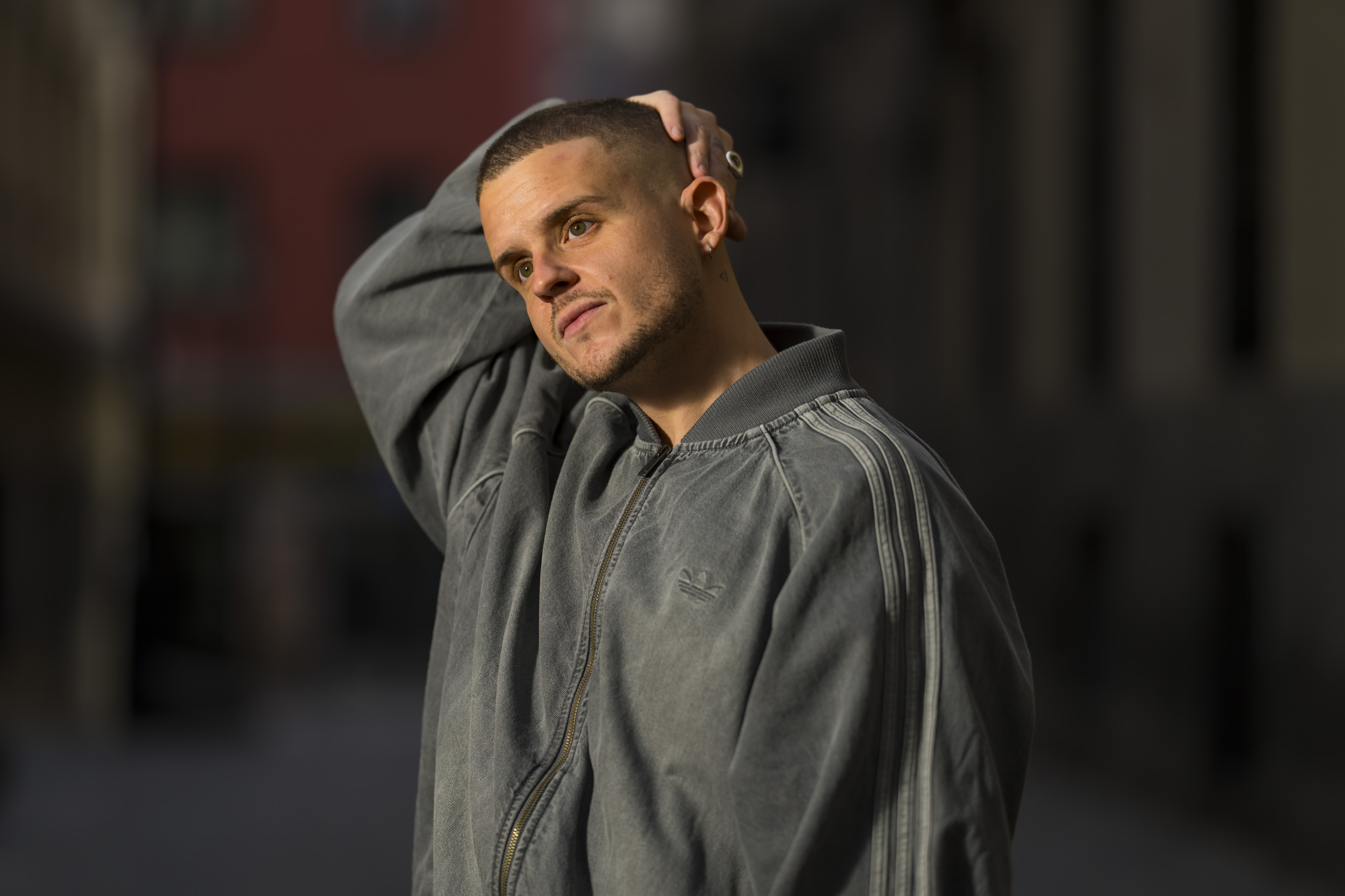 Arkano celebra un año de sobriedad: la música como motor de su resurrección