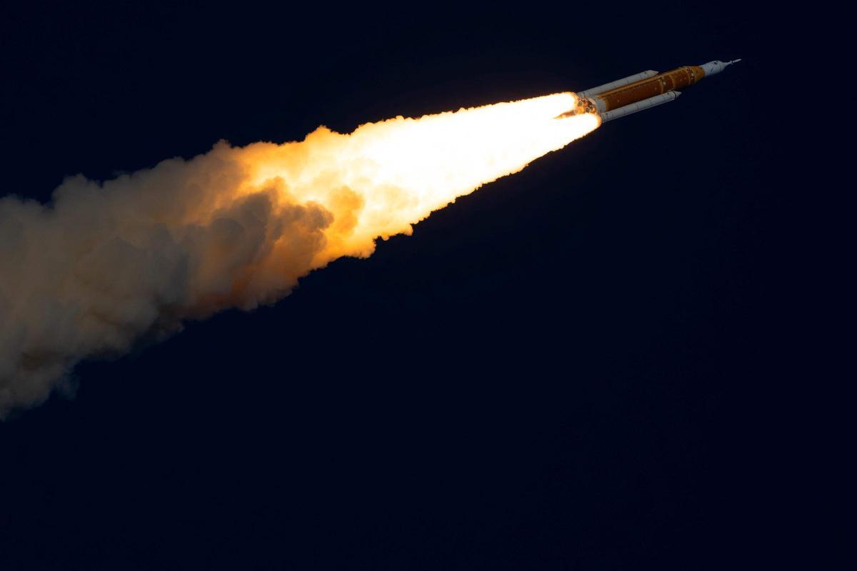 Astronautas de la misión Artemis 2 rumbo a la Luna (Fuente: El Periódico)