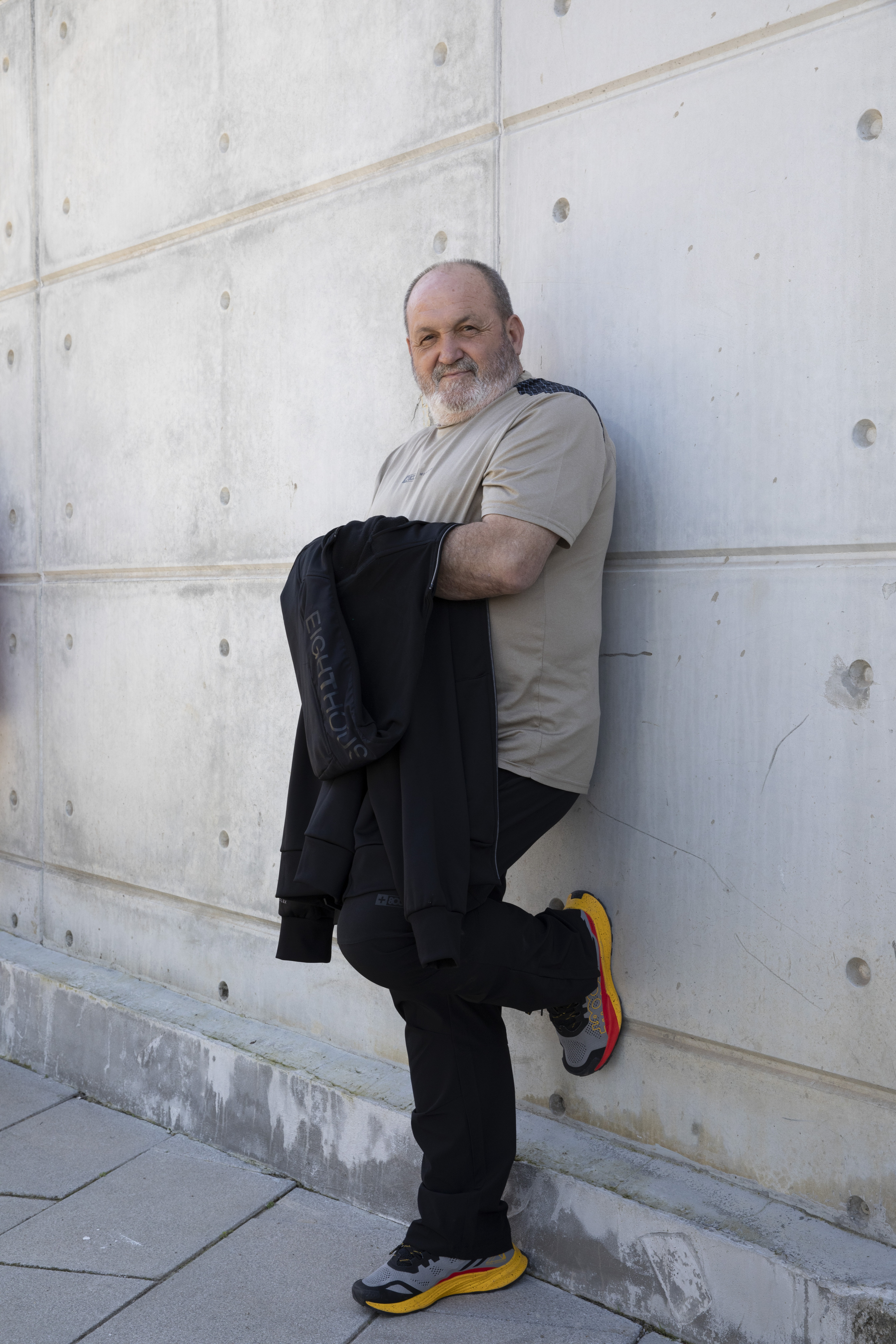 Juanito Oiarzabal en una montaña (Fuente: El Mundo)