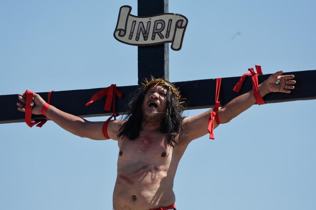 Decenas de personas participan en esta tradición cultural (Fuente: El Periódico)