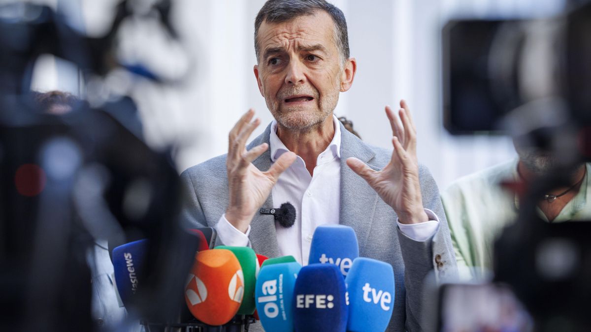 El presidente andaluz busca mantener la mayoría absoluta en un contexto político complejo