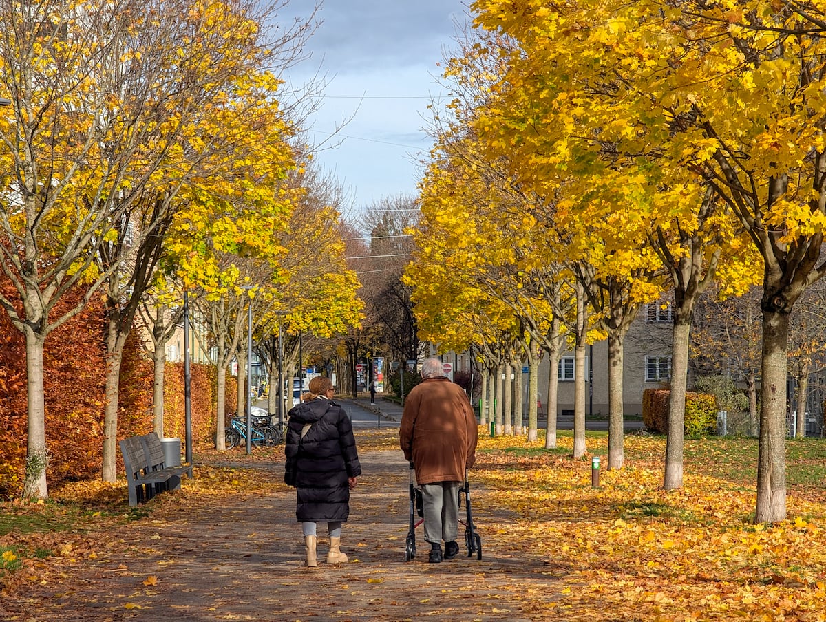 La obligación moral de cuidar a nuestros padres: ¿más allá del afecto?