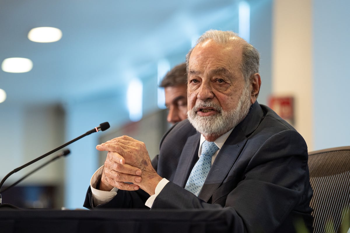 La fortuna de Carlos Slim se dispara un 51% en 2025 gracias al 'boom' de los metales y la bolsa