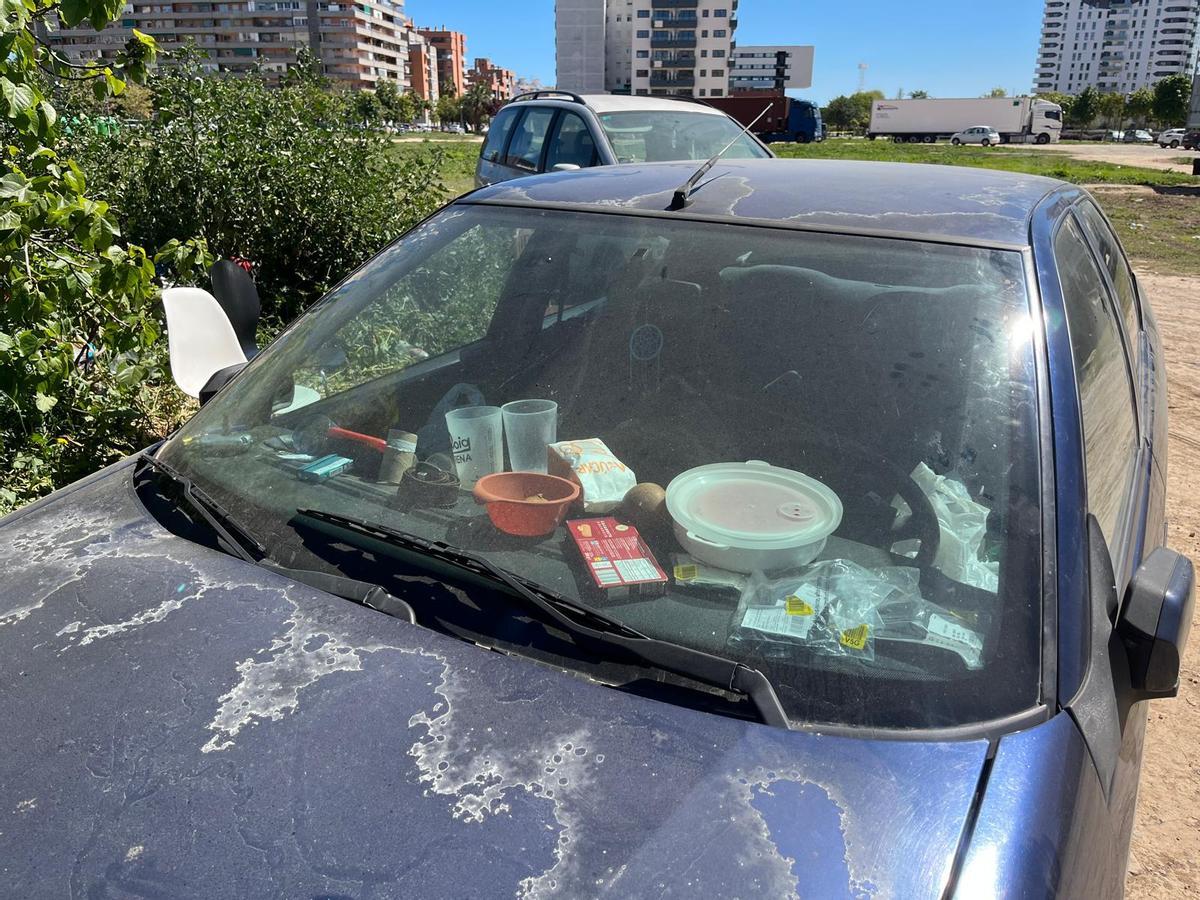 Detenidos dos hermanos por violar a una mujer en un coche abandonado en Valencia