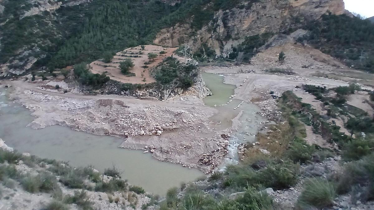Río Reatillo a su paso por Sot de Chera, mostrando el impacto de la dana en la zona. (Fuente: El Periódico)